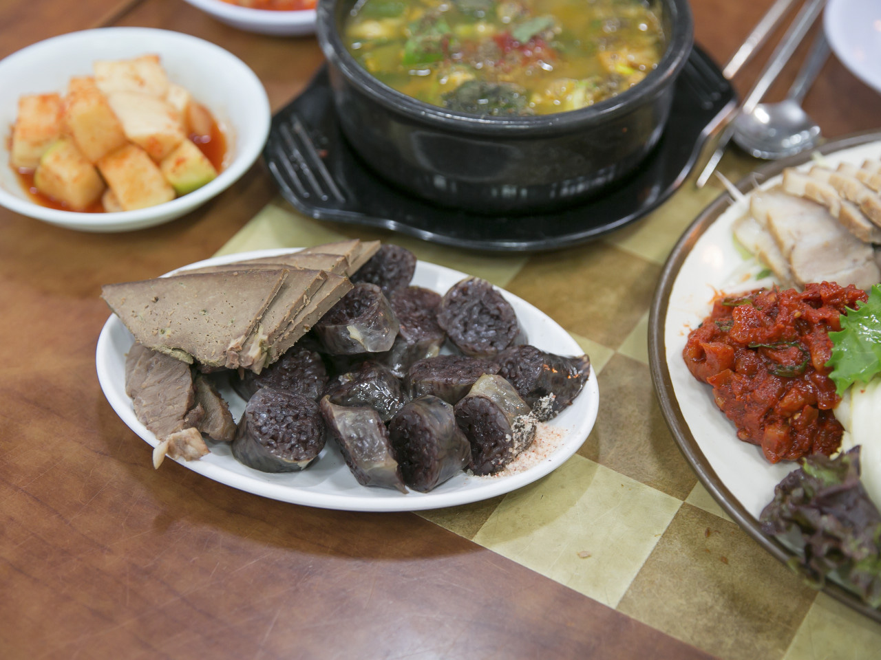 마포유가궁중족발 마포본점