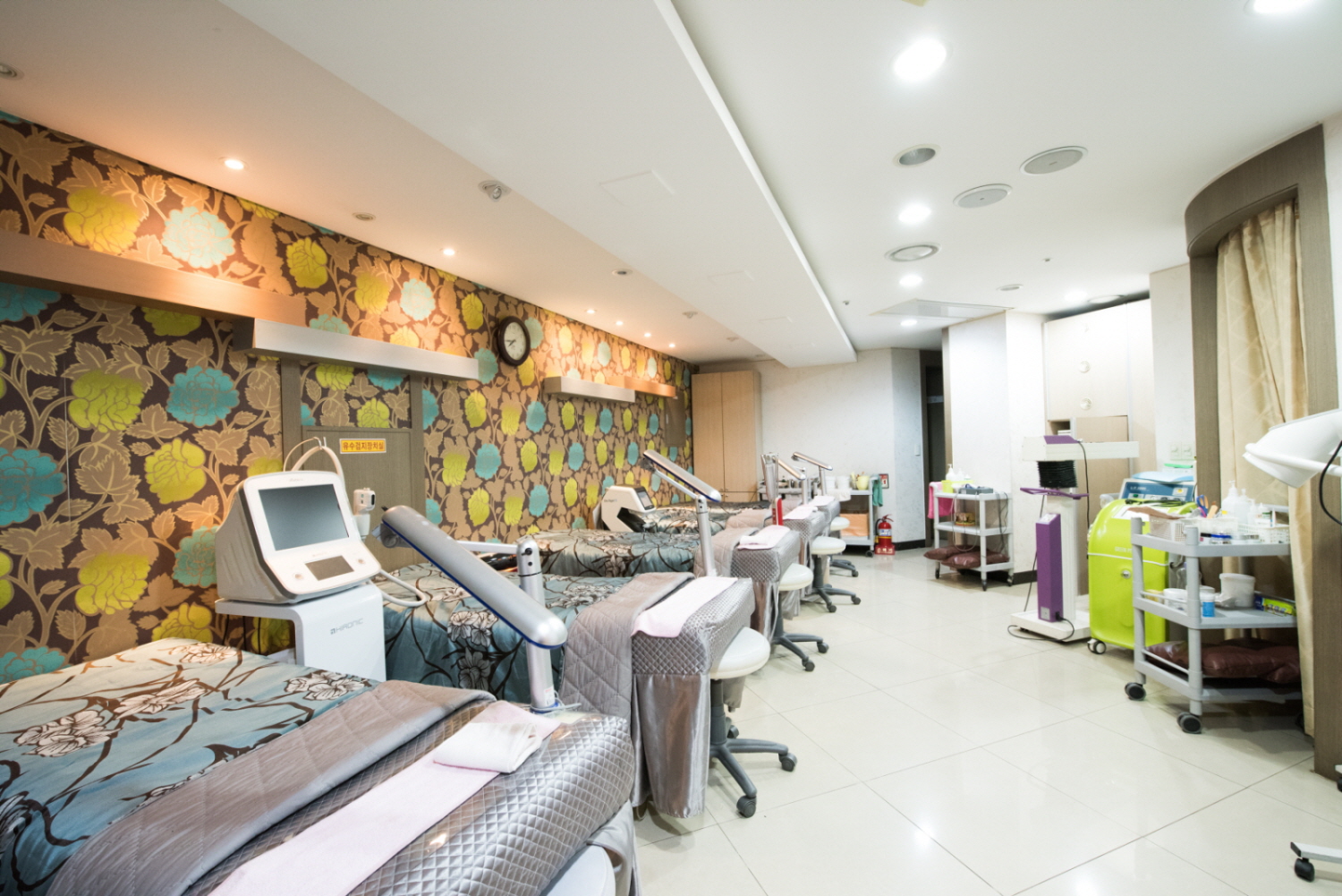 홍앤유의원 대표 이미지