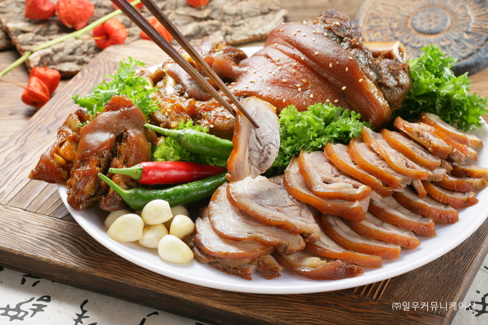 할매손맛왕족발