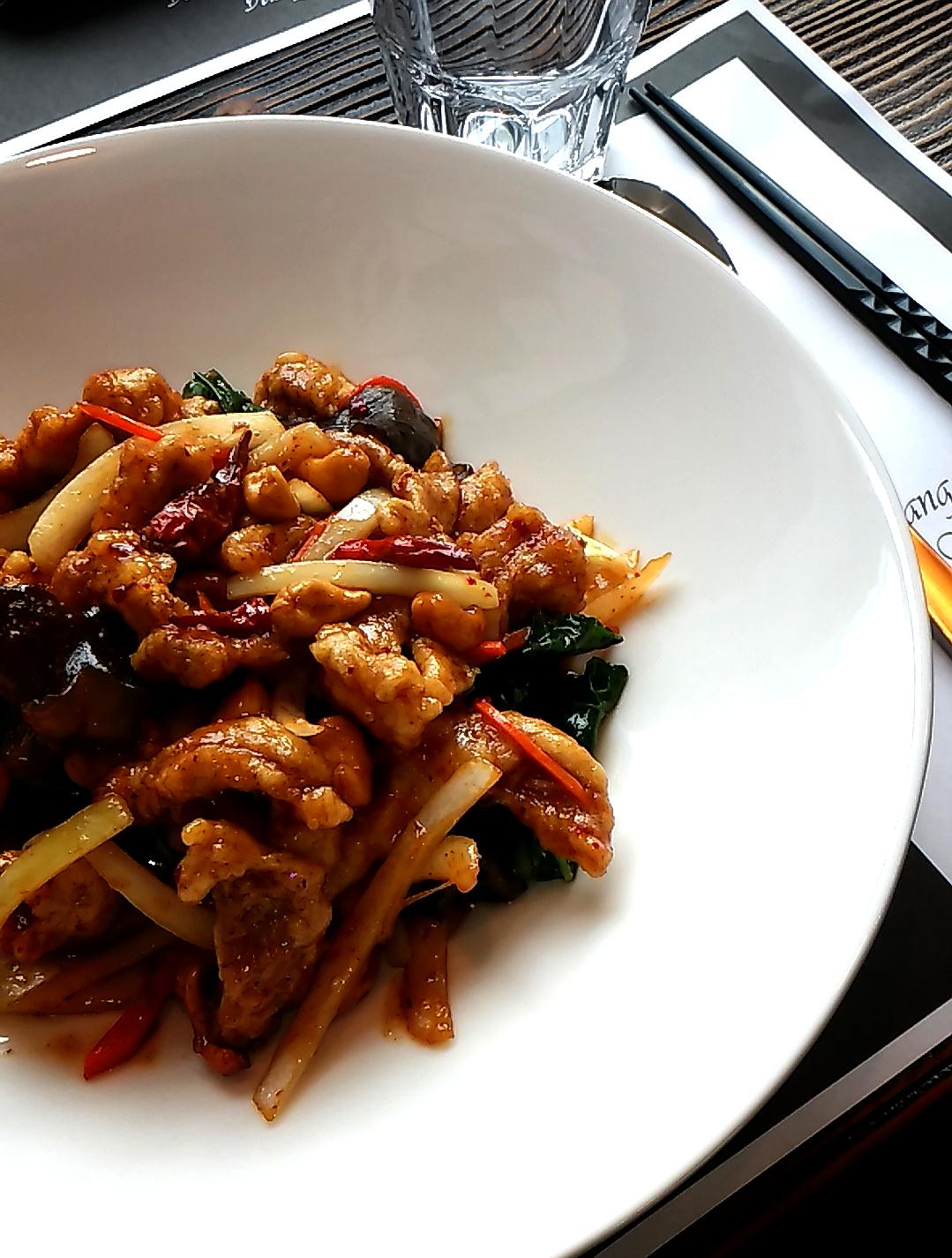 일랑일랑 대표 이미지