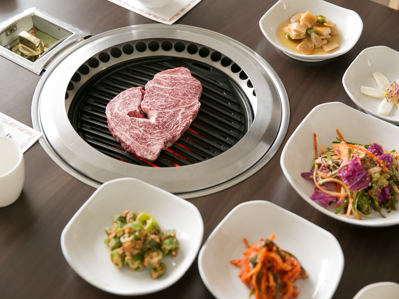 백향목