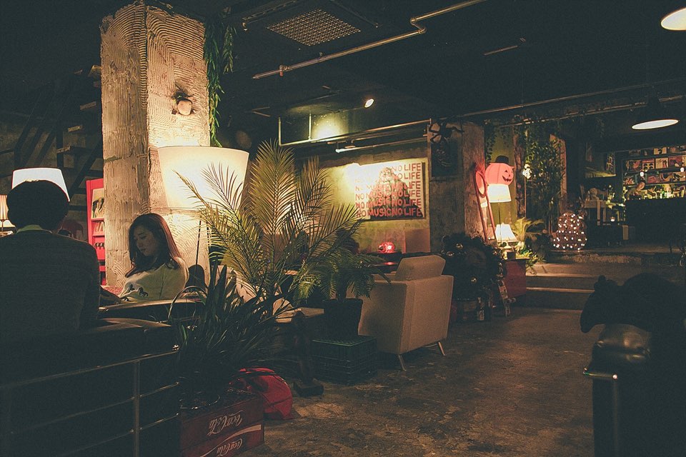 Collection Lounge