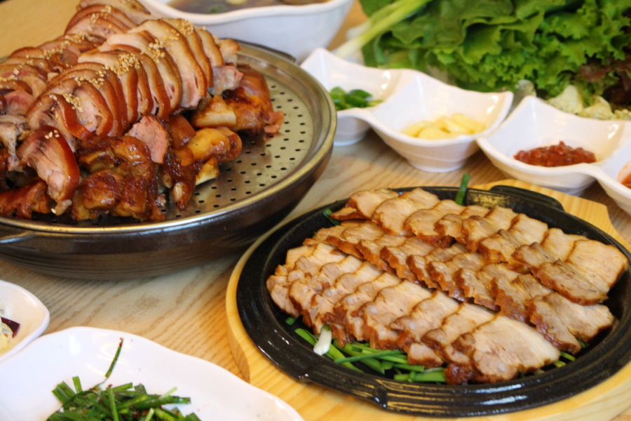백년족발