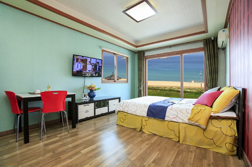 해뜨는집펜션 (Haetteuneun Jip Pension) 4