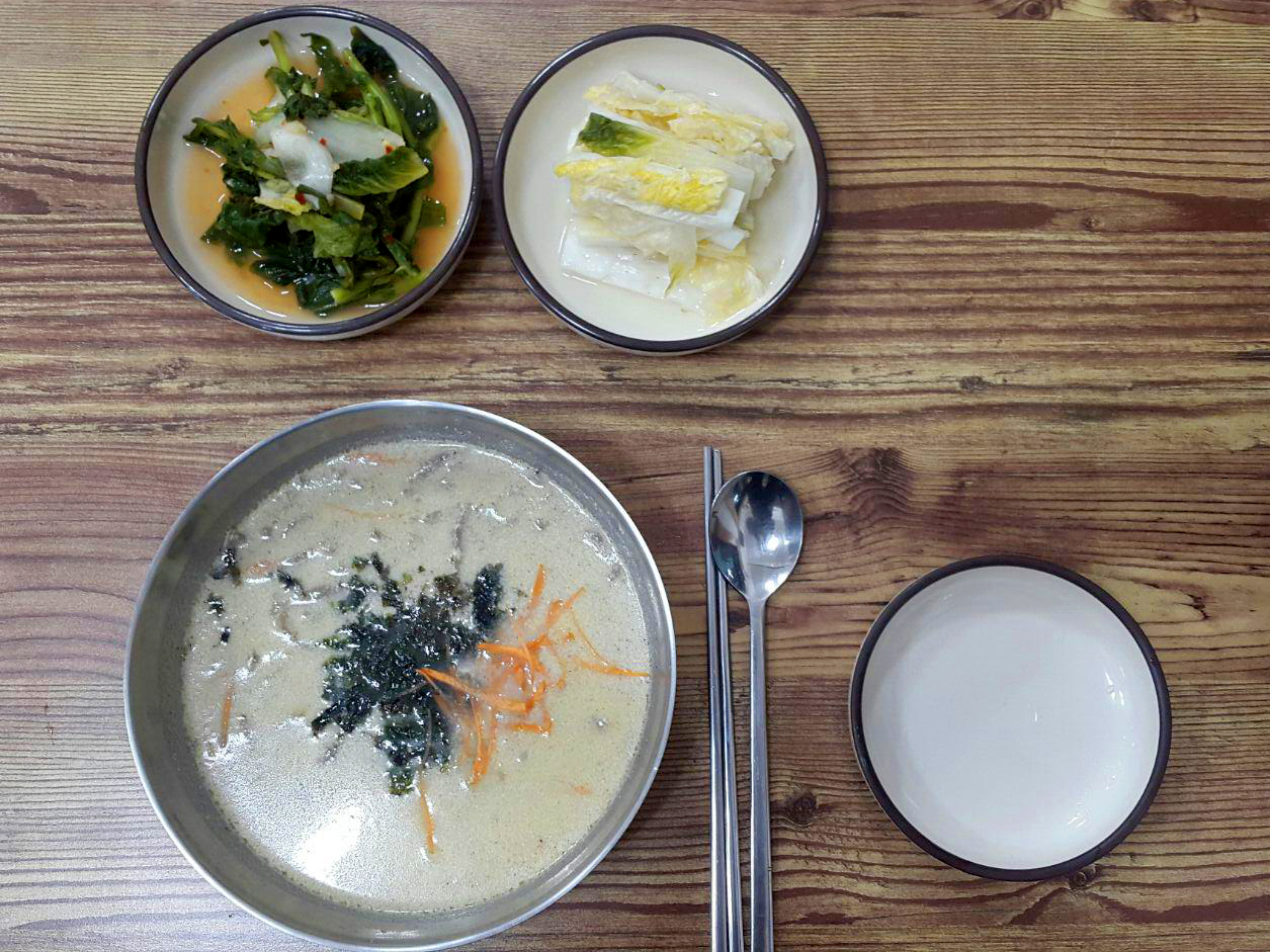 메밀들깨칼국수
