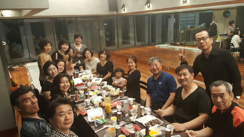 댄서아카데미댄스학원
