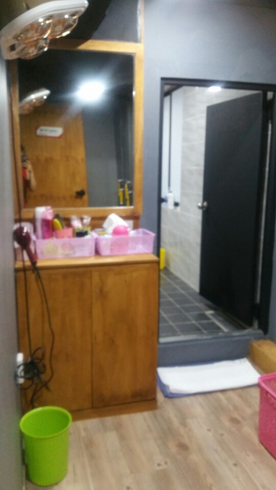 JS photo 7