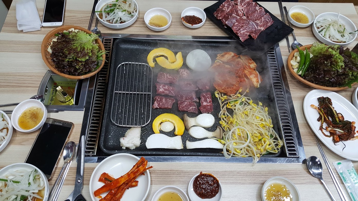 읏듬돈생삼겹살