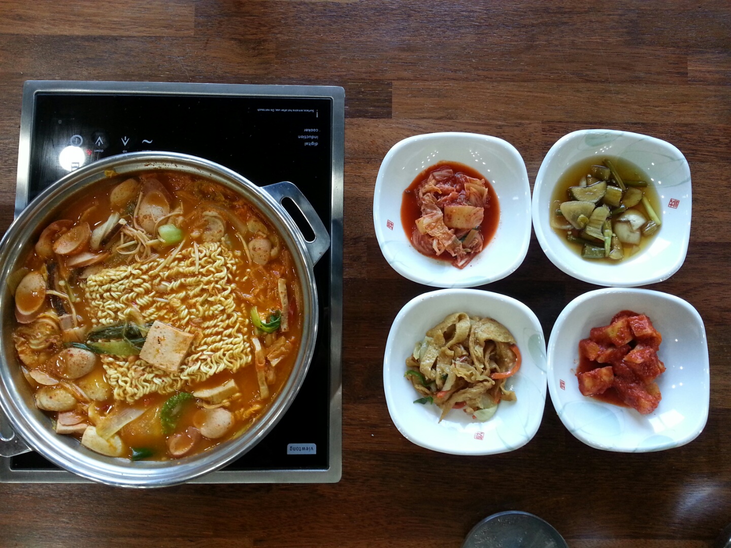 권바우부대찌개 춘천본점