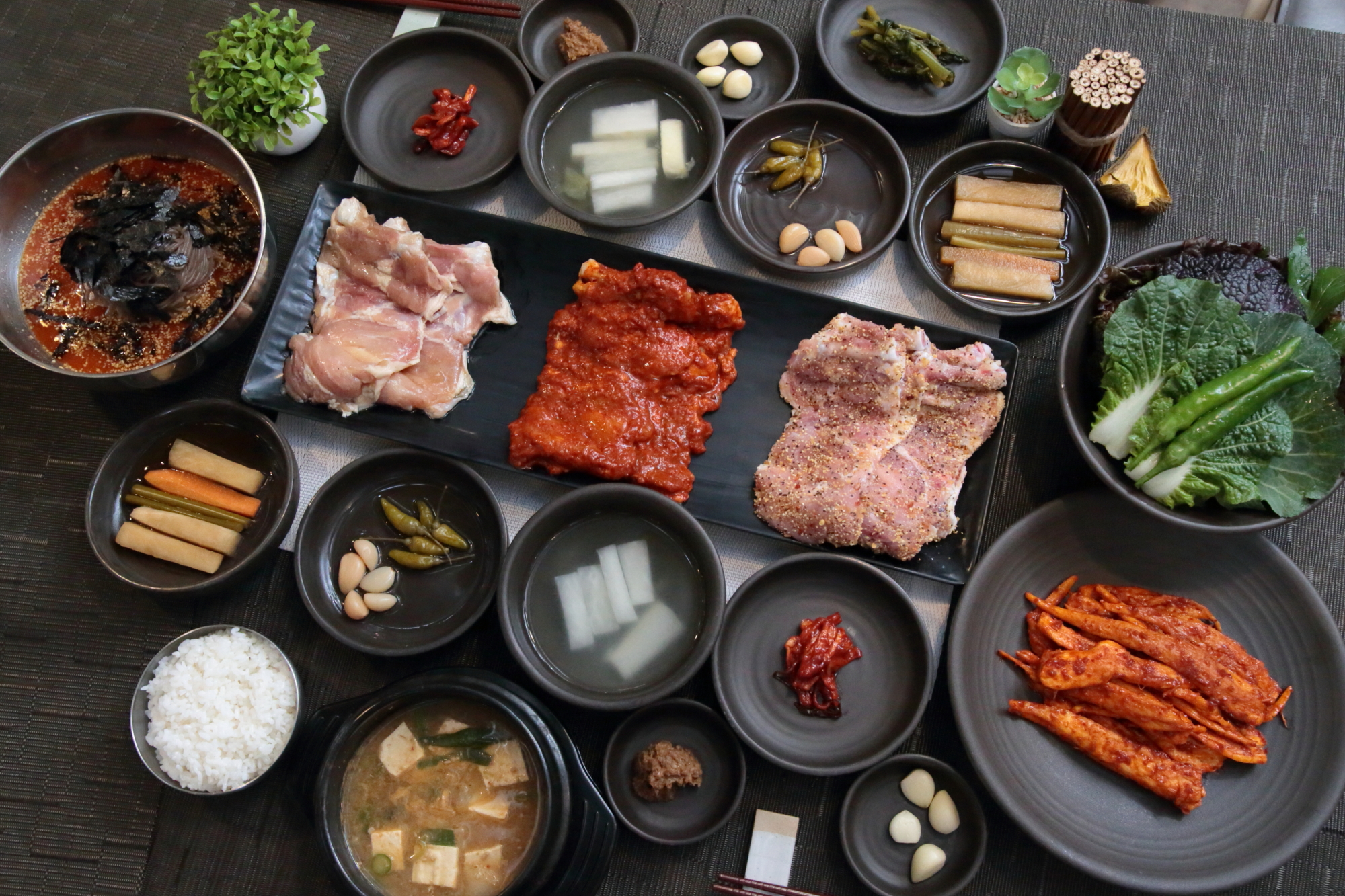 숯불과 닭갈비 이미지