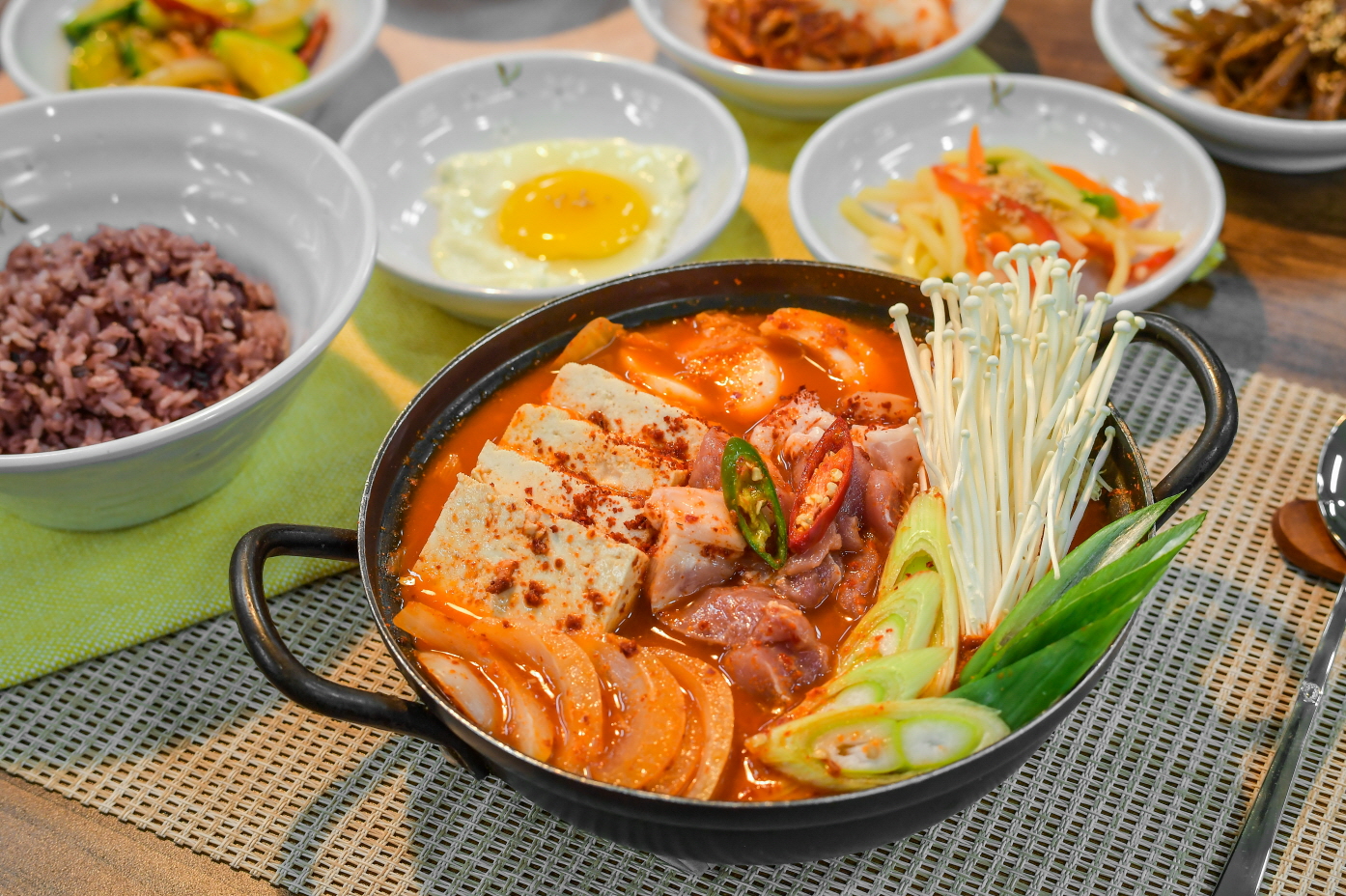대박생고기김치찌개