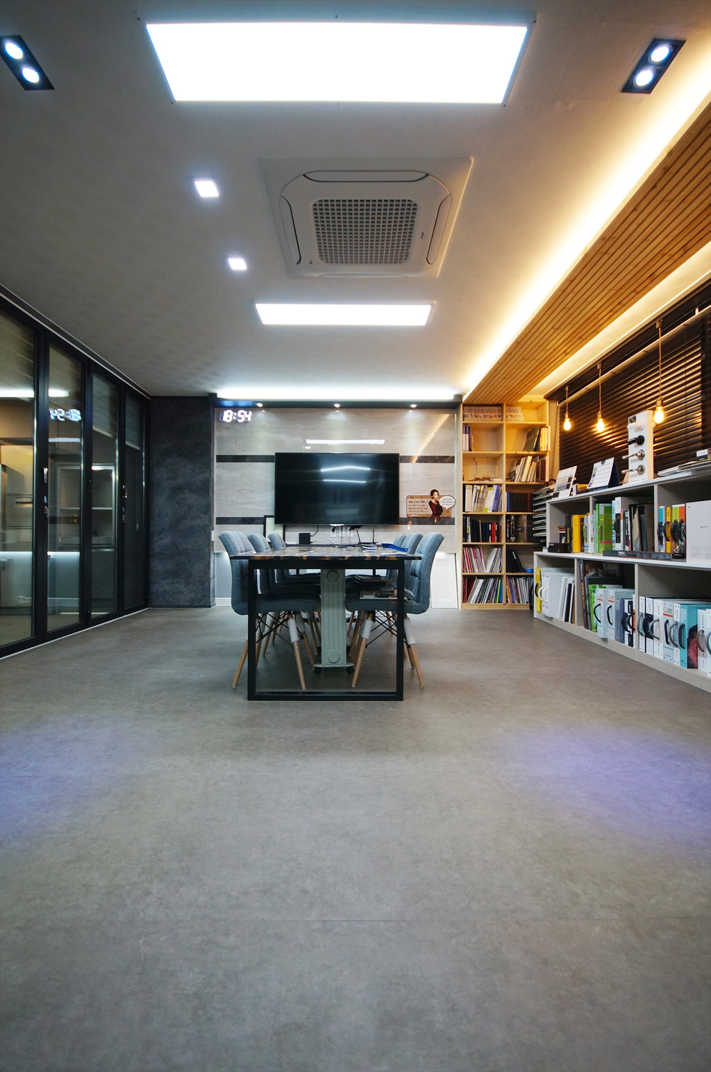 화이트홈인테리어 대표 이미지