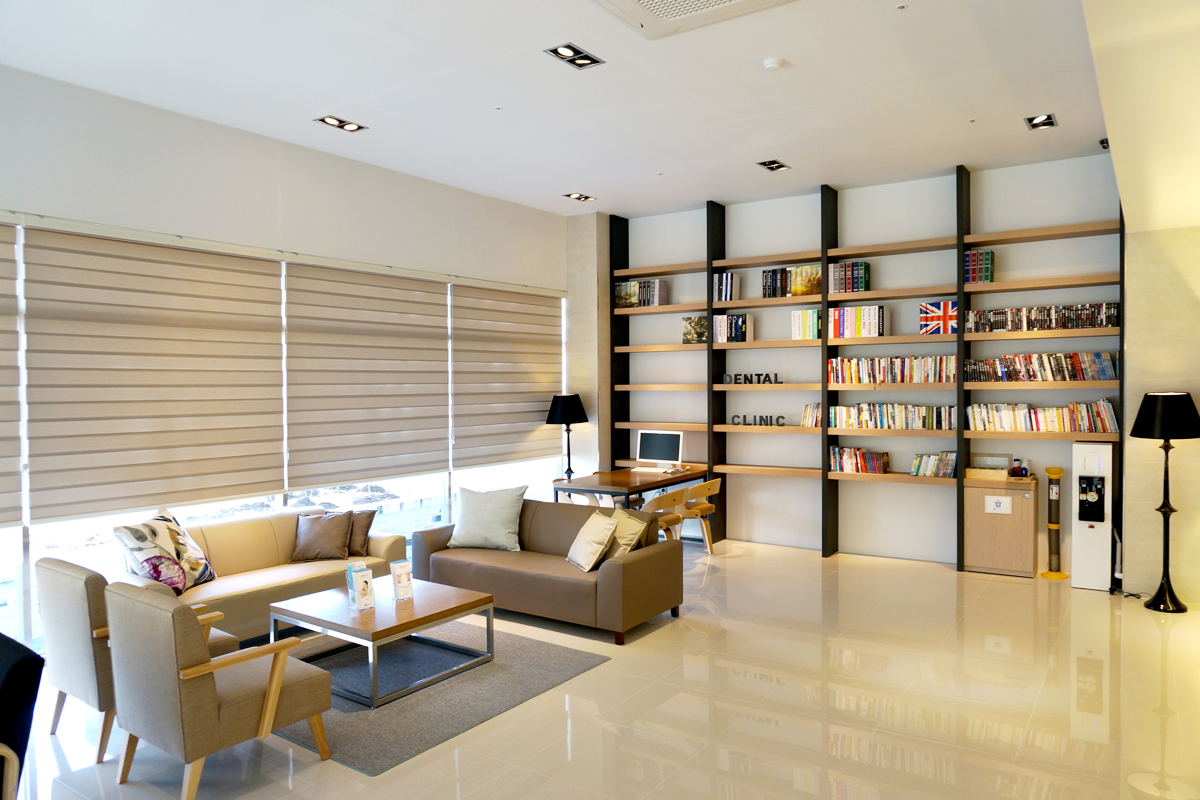 인플란트치과의원 대표 이미지