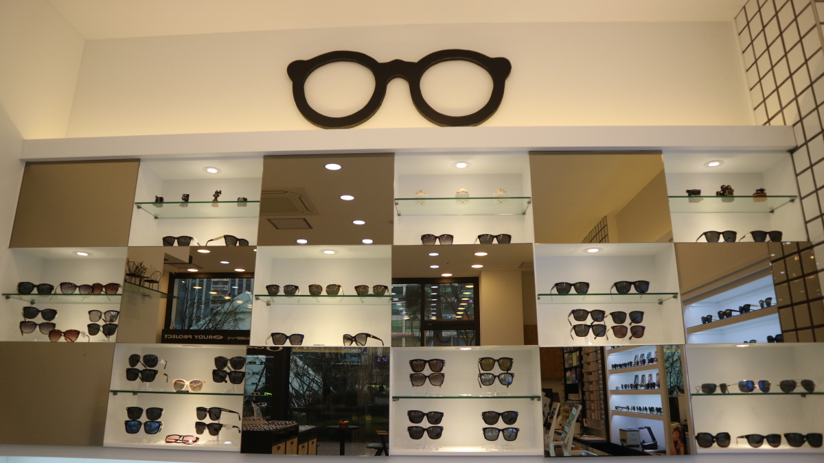 아이준안경 대표 이미지