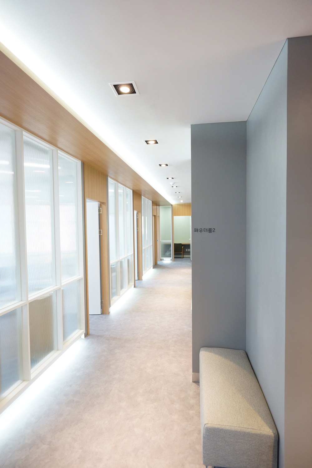 큰뿌리치과의원 대표 이미지