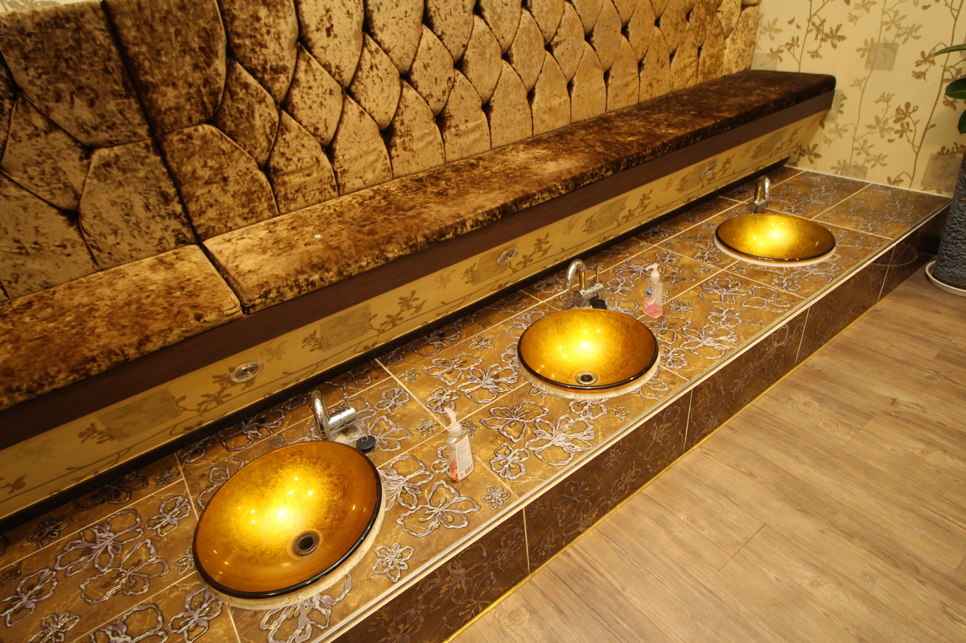팬보란 photo 3