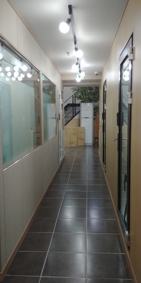 2번째 스튜디오 사진