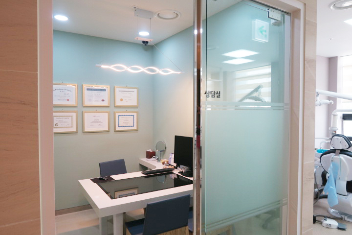 탑플란트 치과의원 대표 이미지