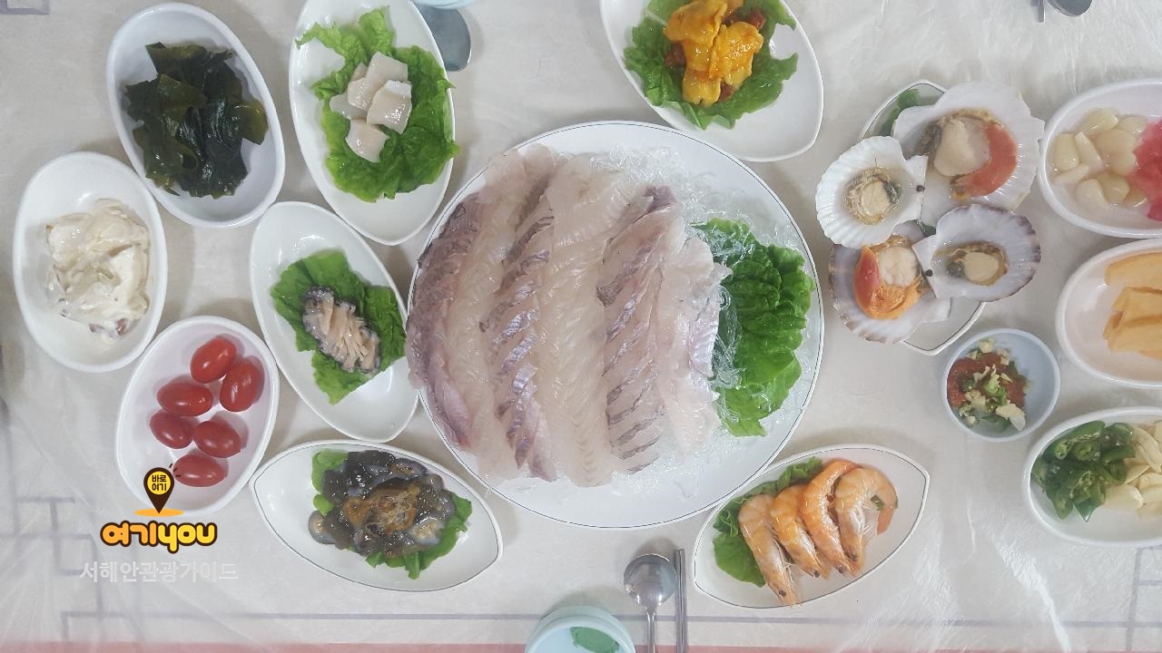 현해탄횟집 / 6시내고향 방영