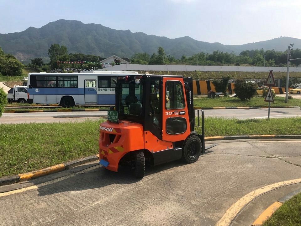 신세계중장비운전전문학원