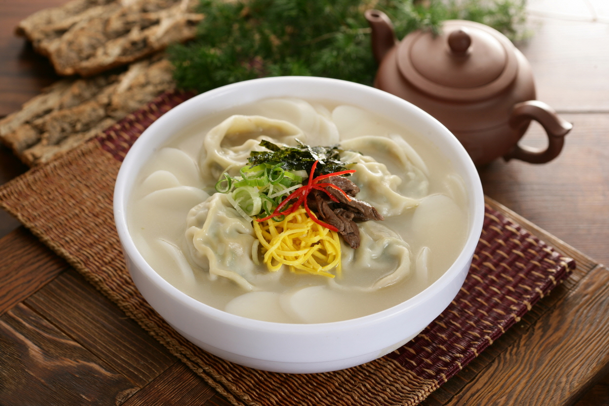 명성손만두전골칼국수대야점