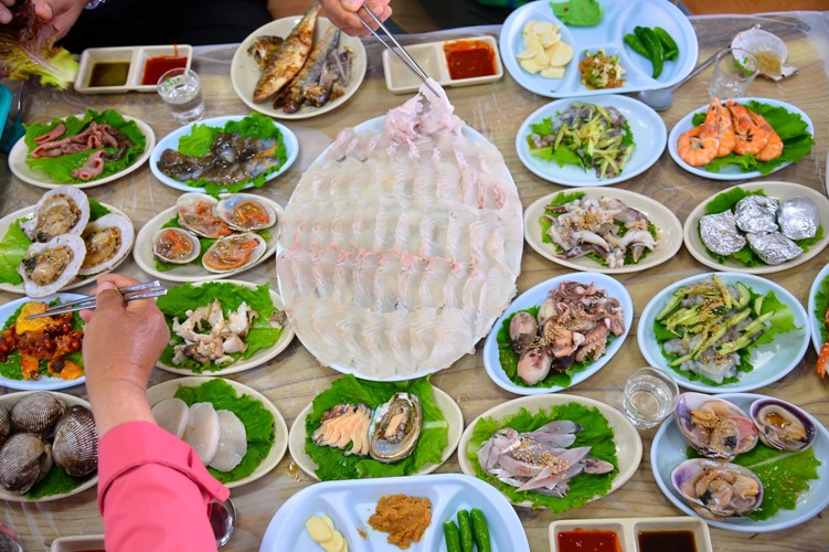 곰소 고향맛횟집