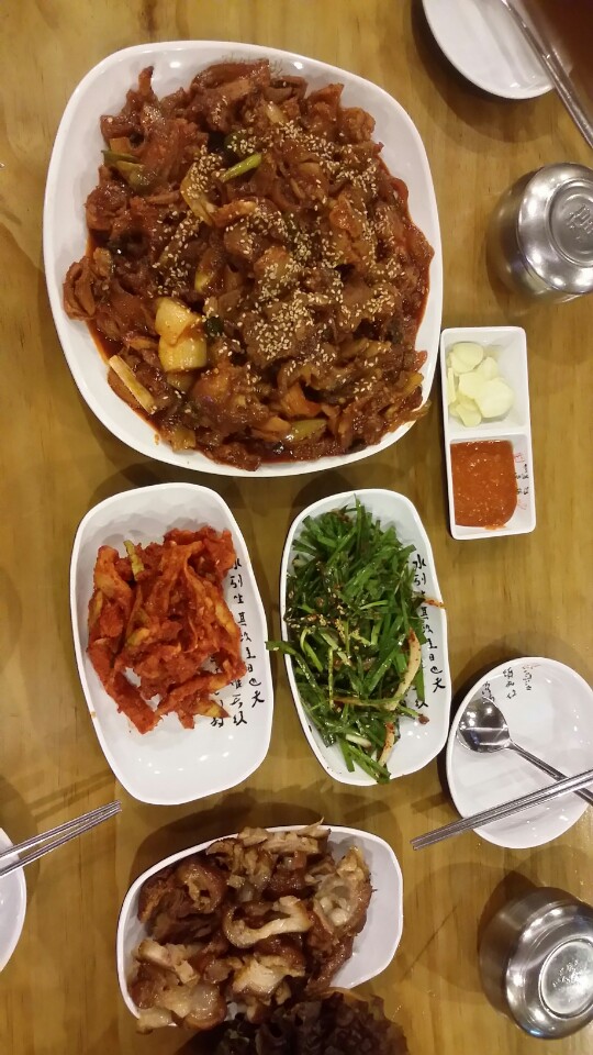 강천산장인족발