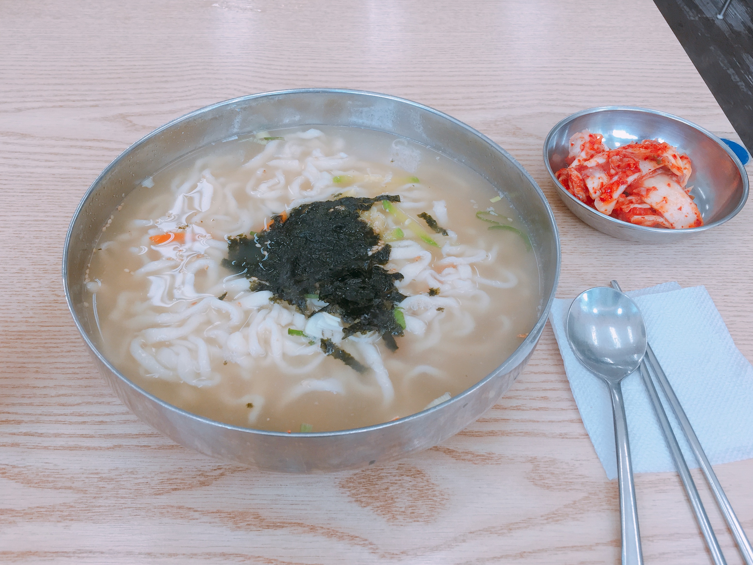 홍두깨손칼국수
