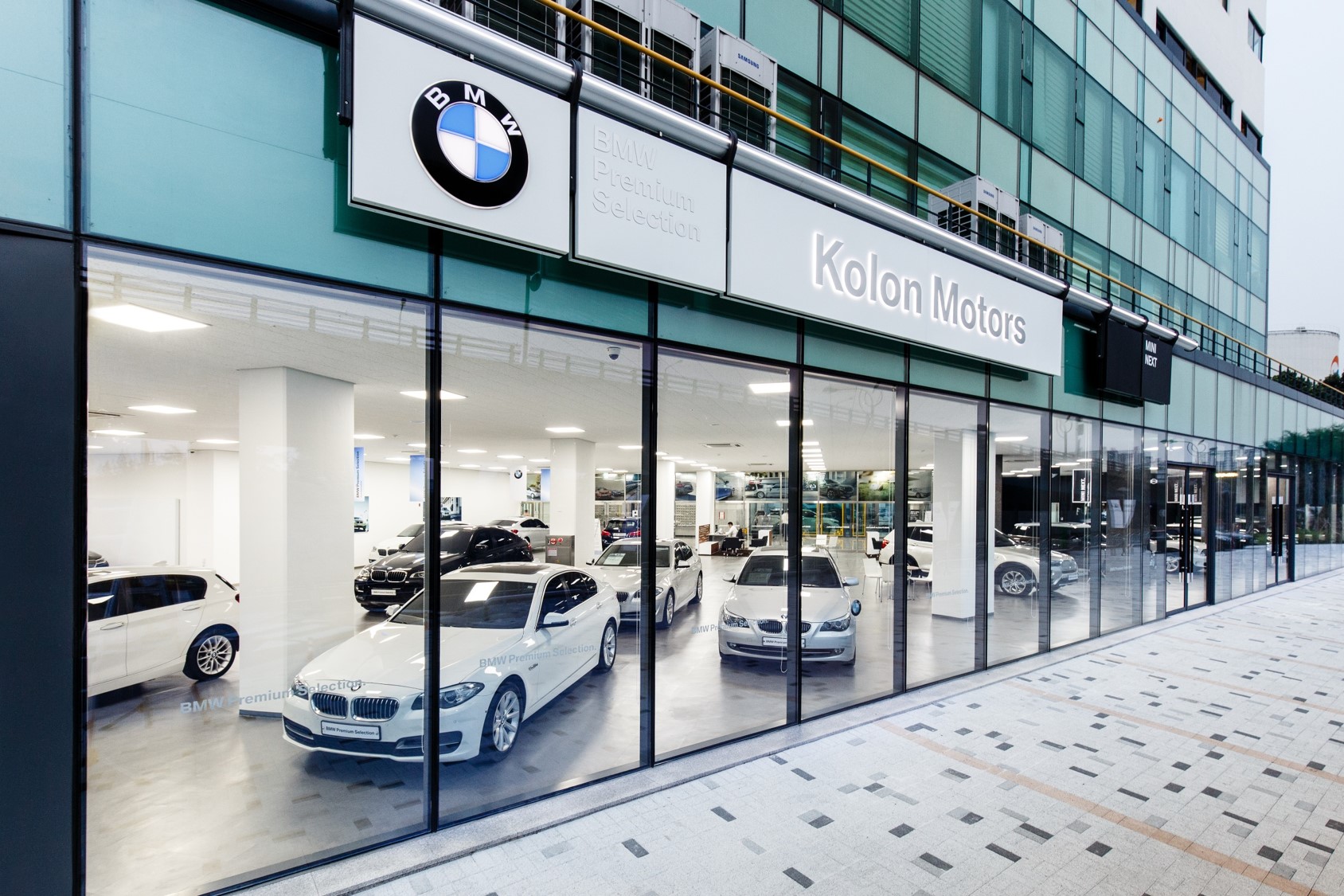 코오롱모터스 BMW중고차 부천전시장
