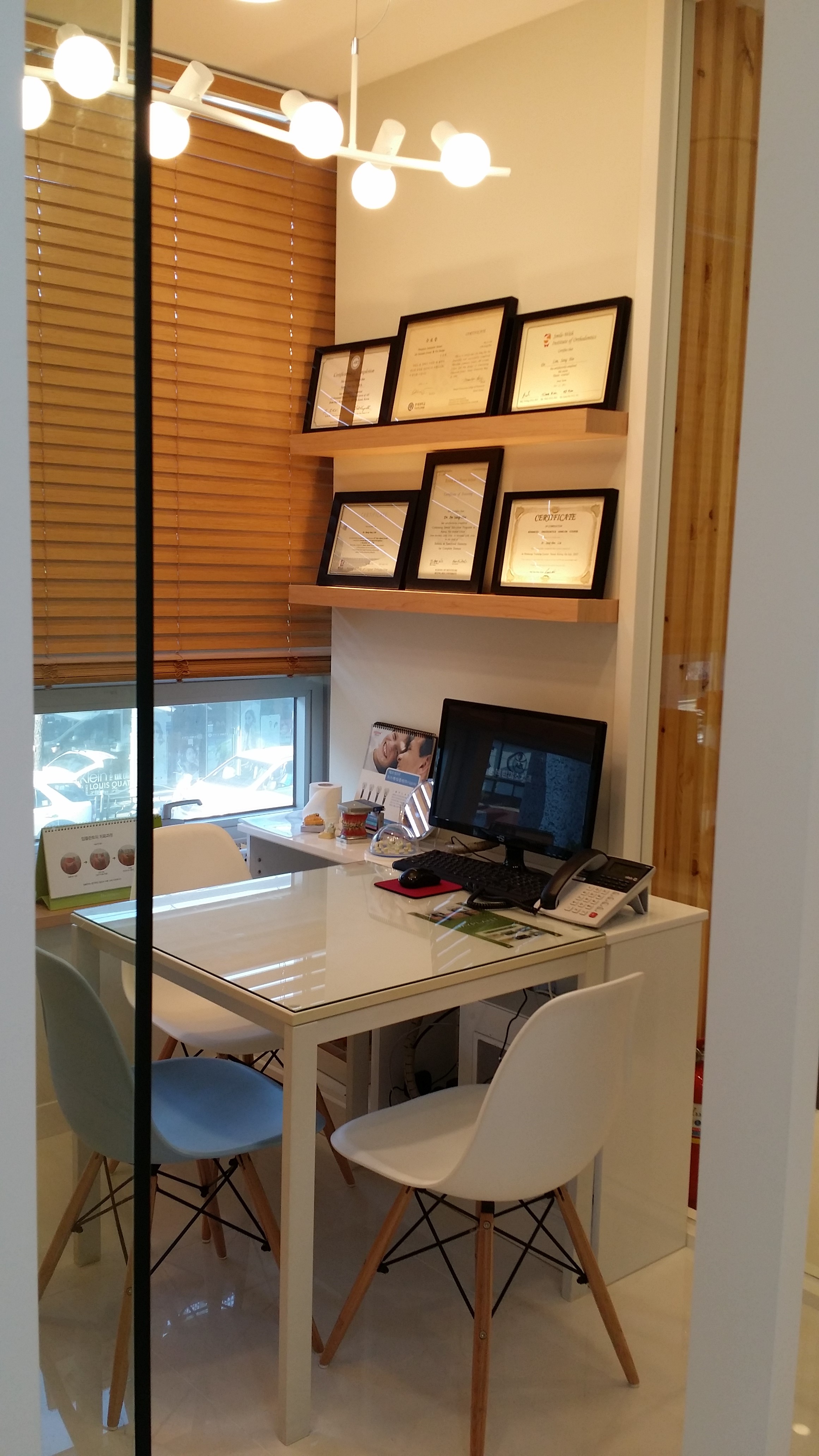 행복한미소치과의원 대표 이미지