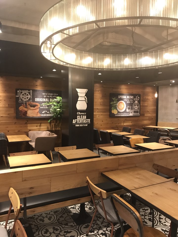 투썸플레이스 옥수역점 설명사진