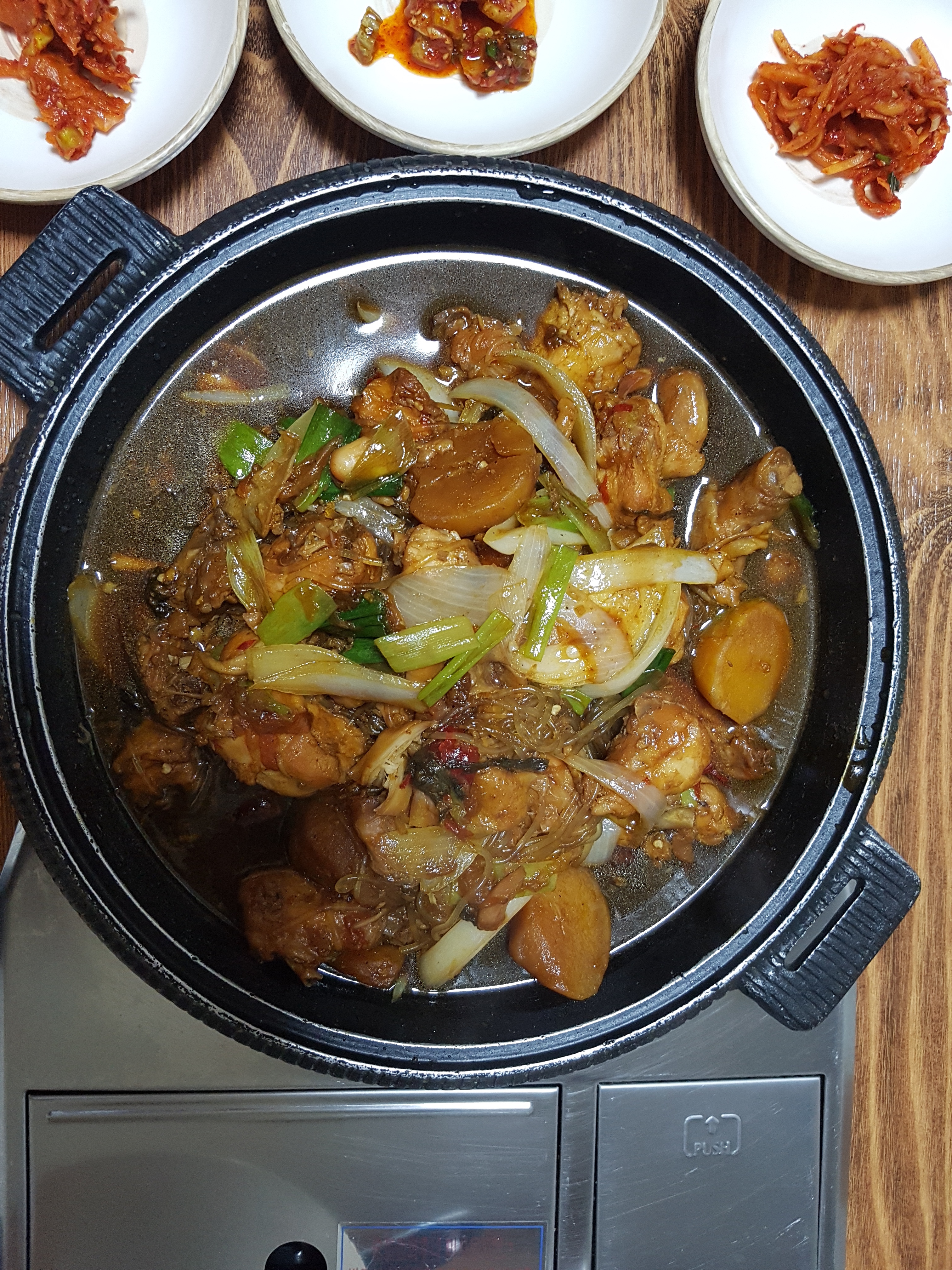 콩가네