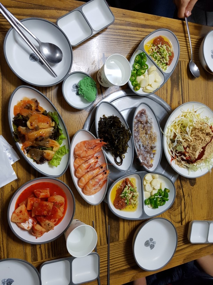 초지호