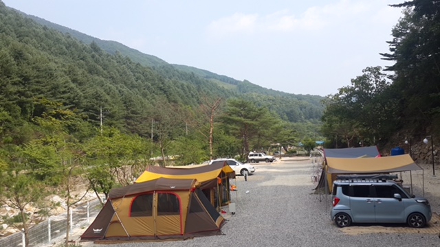 포시즌캠핑장
