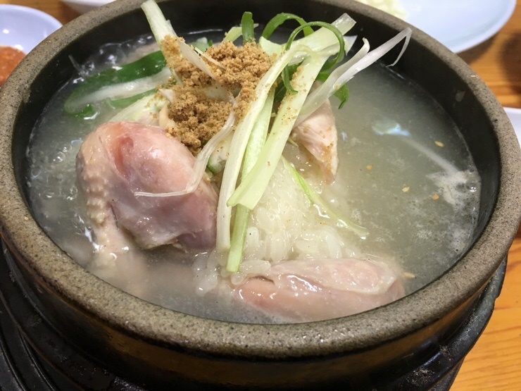 백년지기삼계탕평촌점