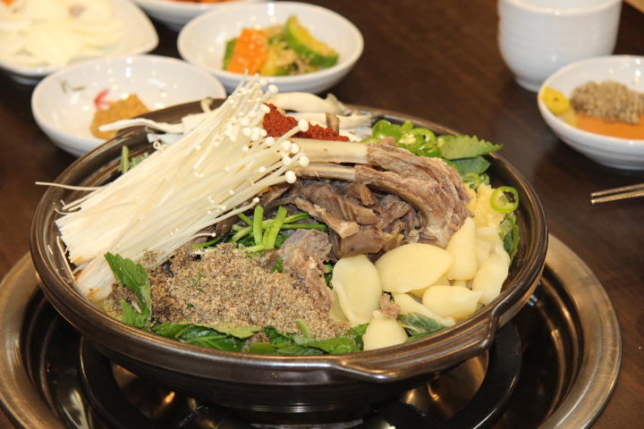 청산흑가마 감악산점
