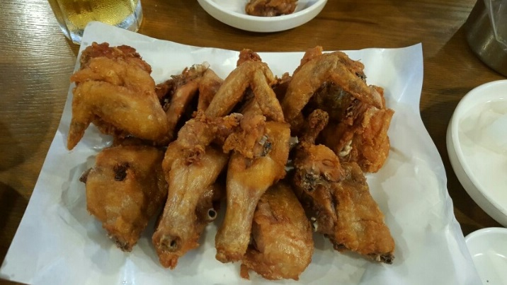 칠공통닭