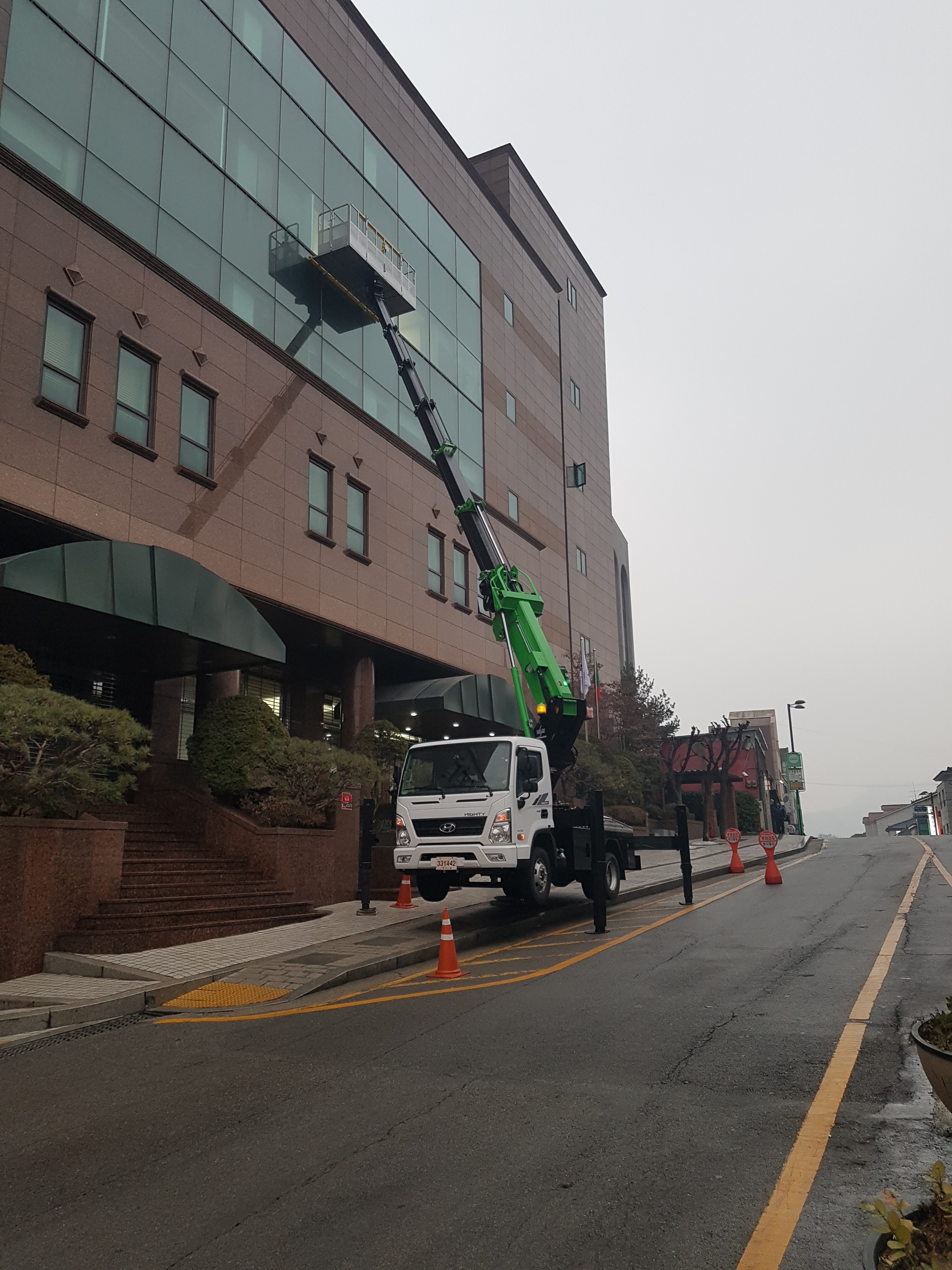 사다리차 서울 종로구 우수업체 사다리차비용 사다리차요금표 용달이사비용 고층사다리차 사다리차