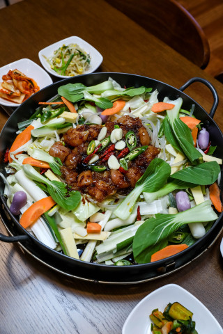은앤정명동닭갈비