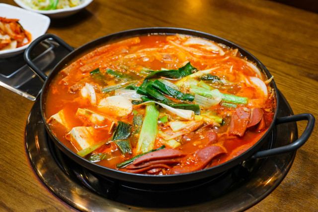 은앤정명동닭갈비