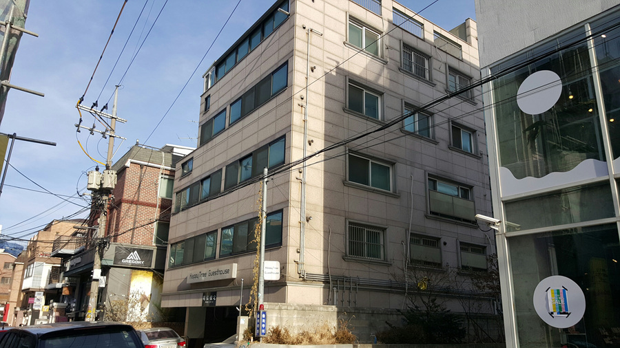 해피트리 게스트하우스 내부 또는 관련 모습