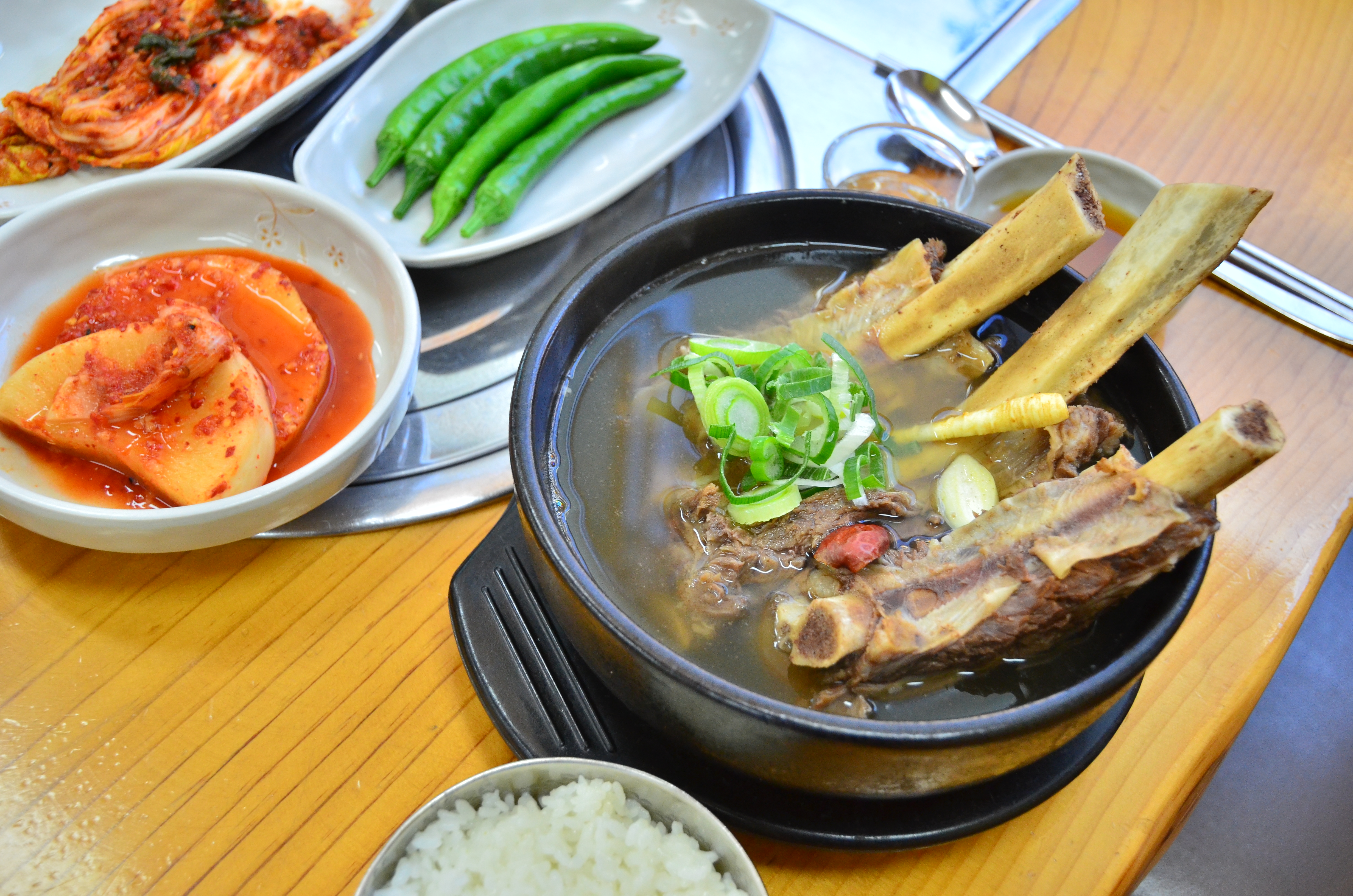 왕골남서문가마솥곰탕 탑동본점