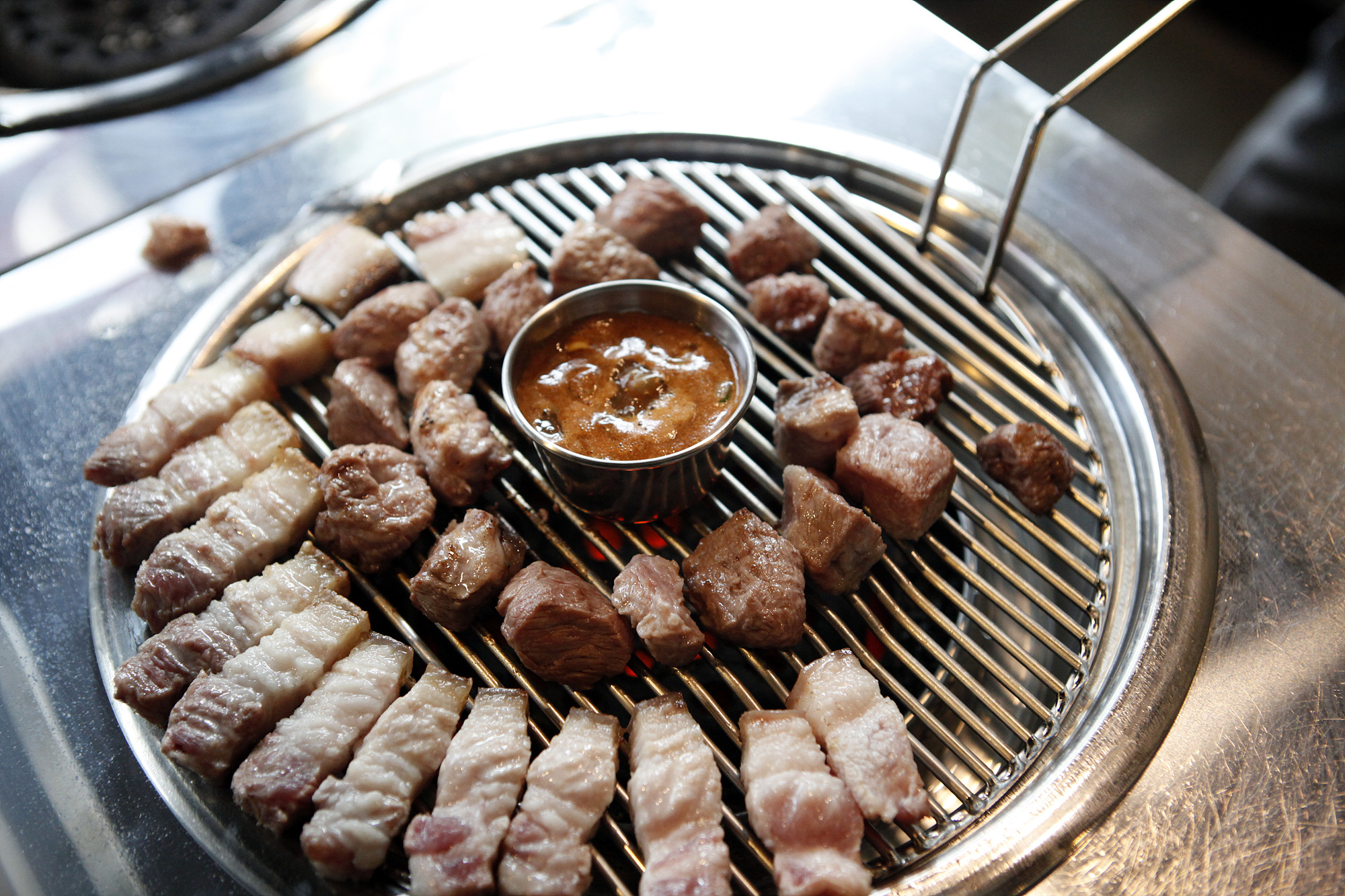 제주돈회관 첨단점