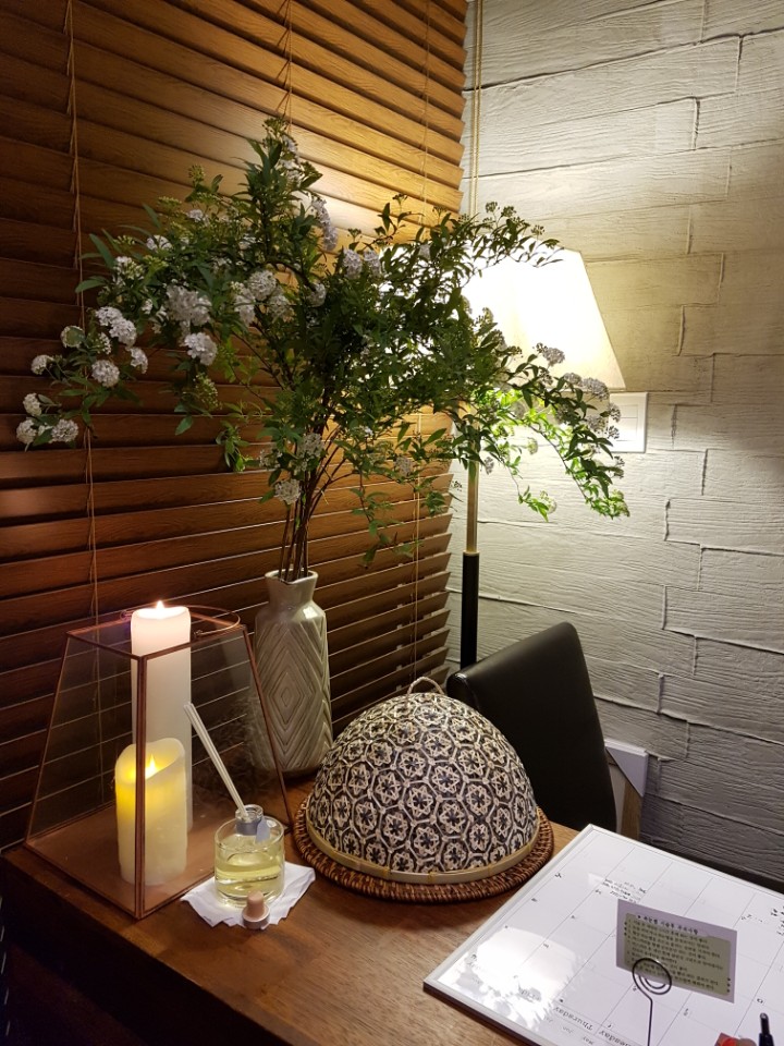 보라속눈썹 대표 이미지