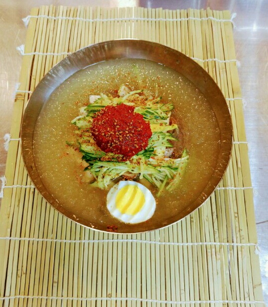 장승칡냉면&장족