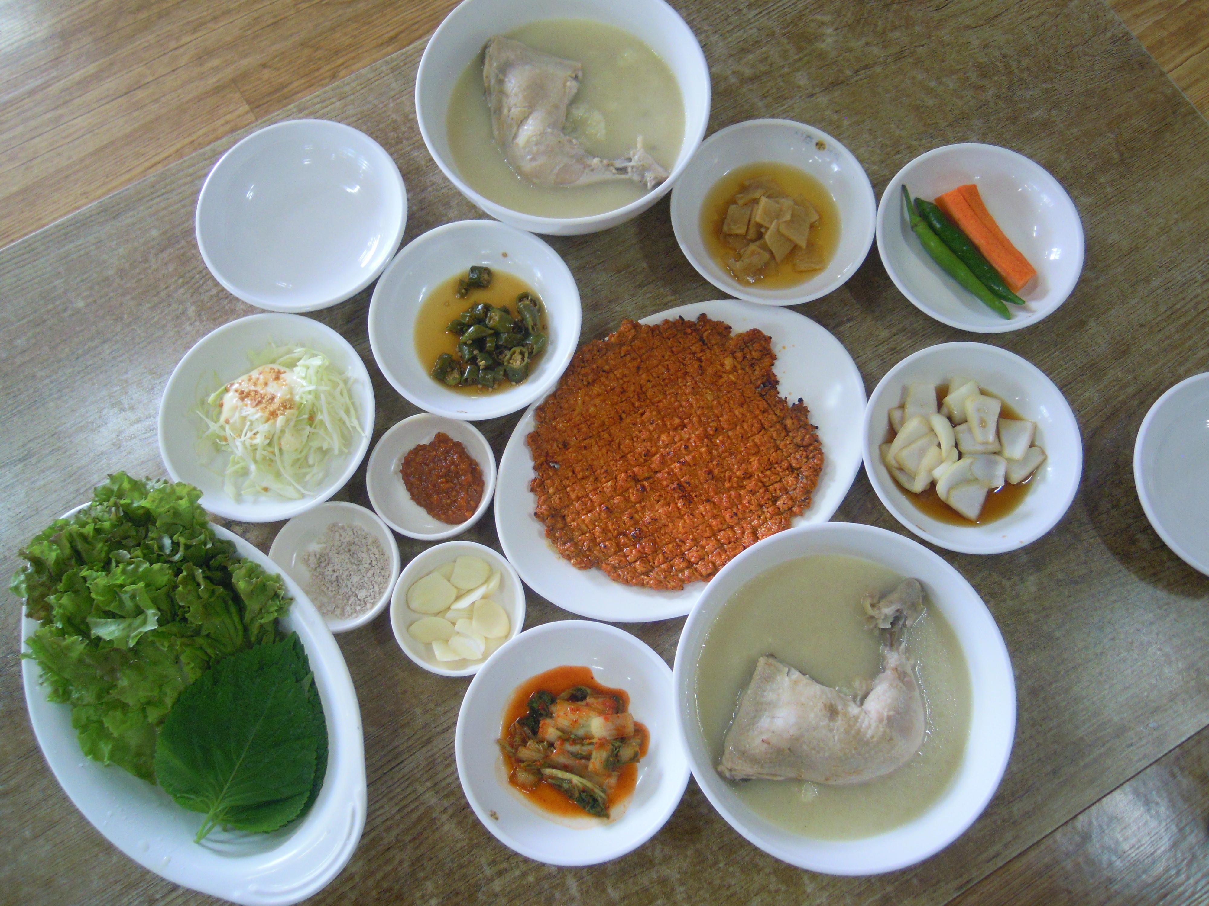 신촌닭백숙식당