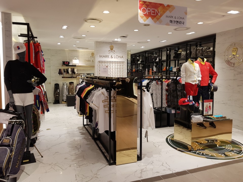 마크앤로나 대표 이미지