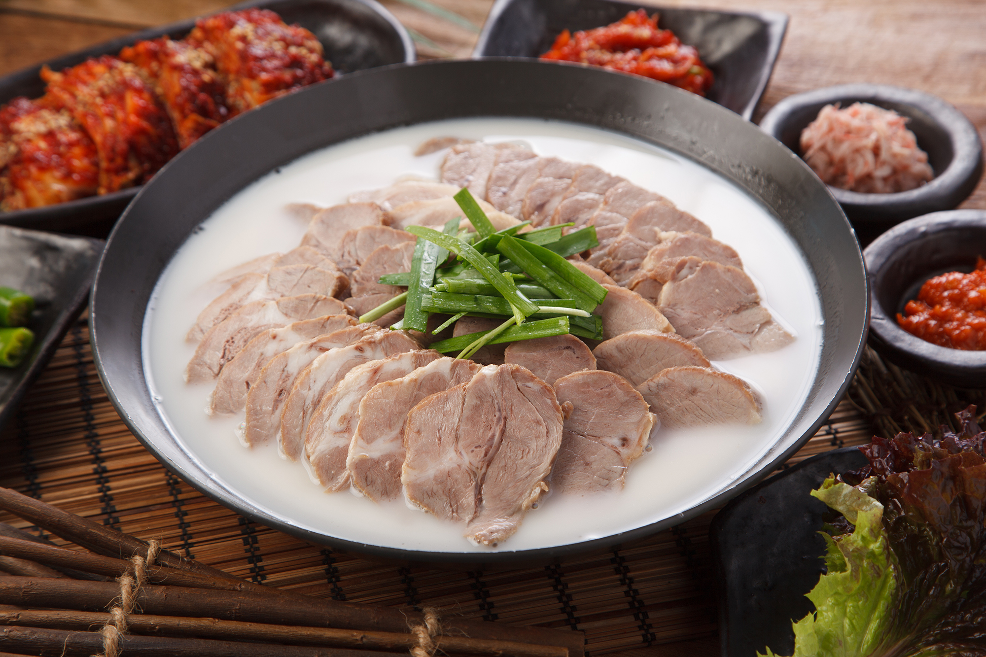 한뚝수육국밥 평택포승점