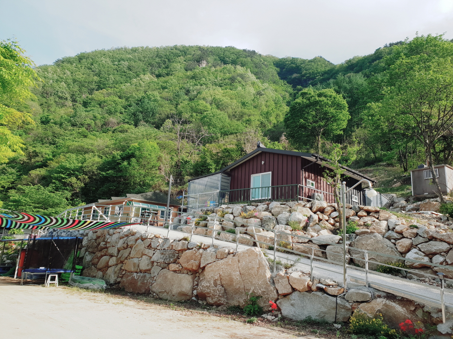 성주 산그늘펜션