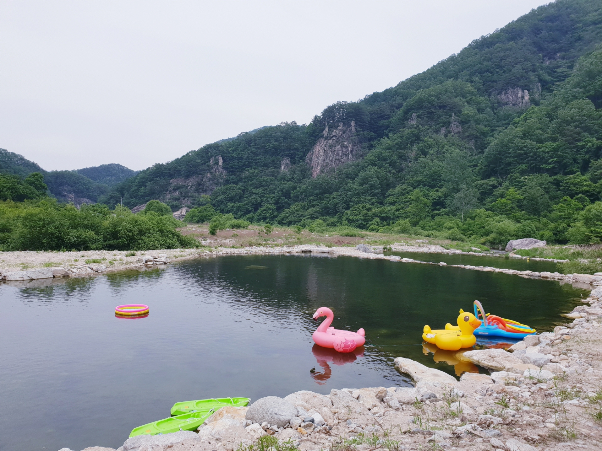 성주 산그늘펜션